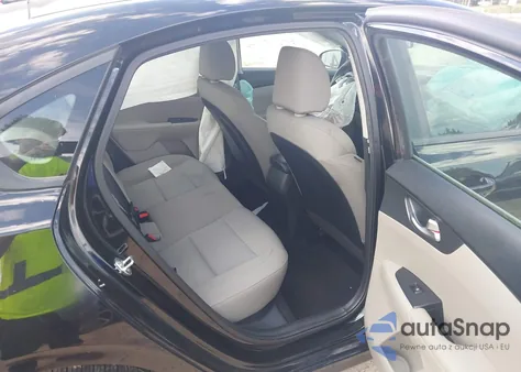 2020 Kia Forte Lxs z USA, uszkodzony, nr VIN 3KPF24AD4LE175702